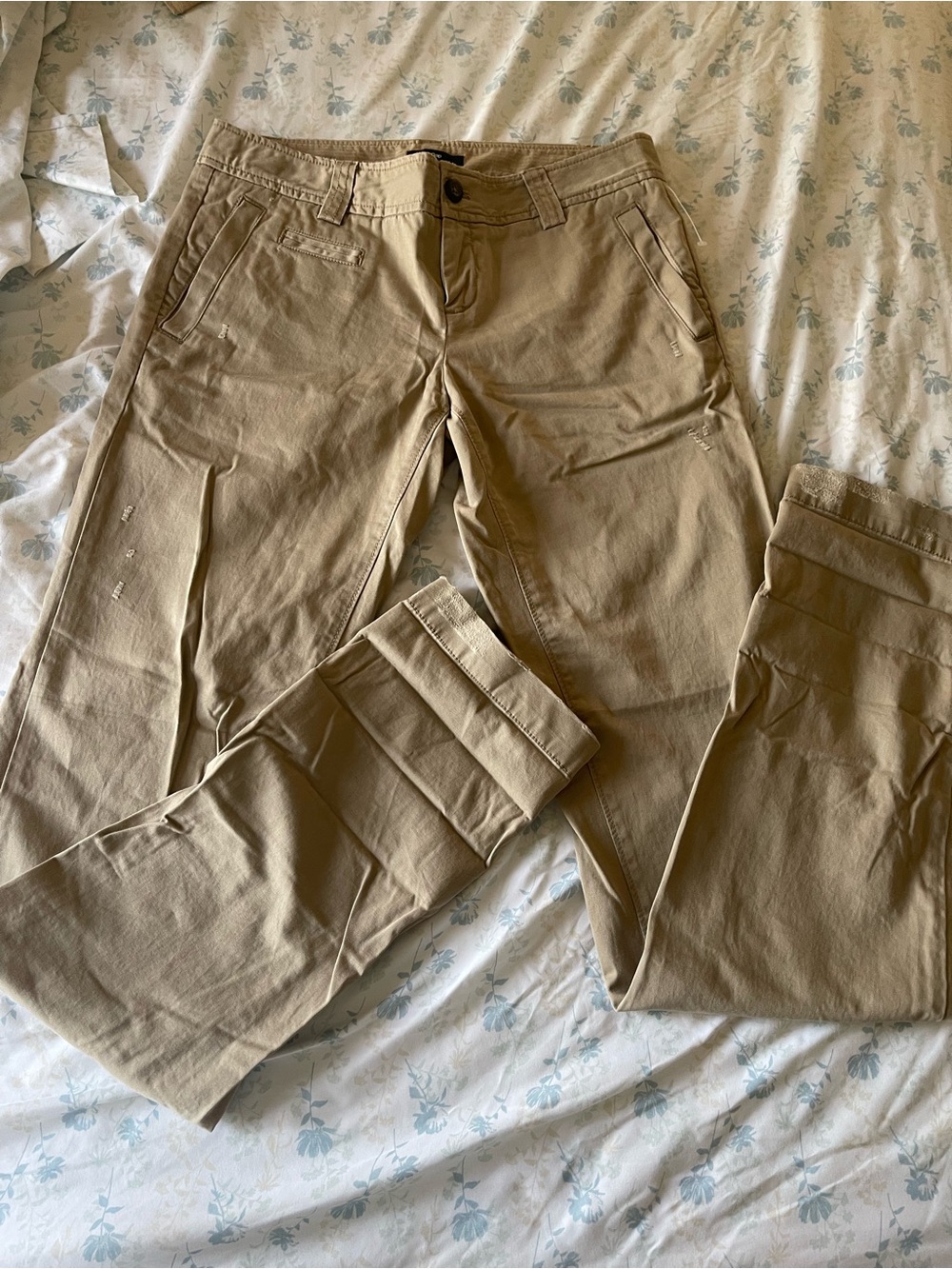 GAP Women’s Tan Chino Pants - Straight Cut